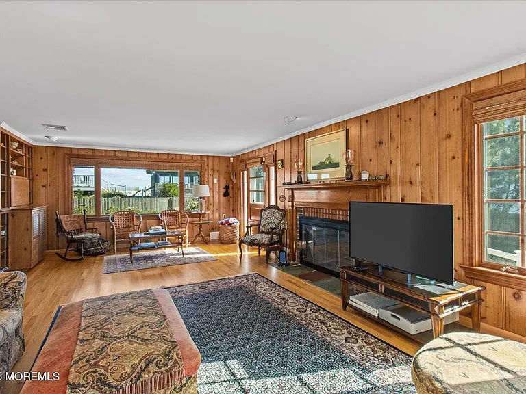 262 Sunset Ln — Photo 6