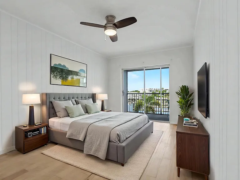 37 Yacht Club Dr #310 — Photo 21