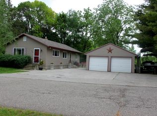 432 Riedell Ct, Red Wing, MN 55066