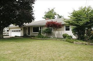 1st image of 7821 Foxwood St