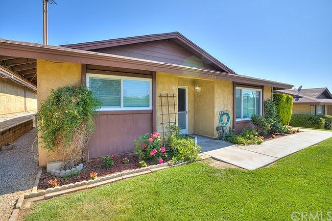 1st image of 35369 Acacia St