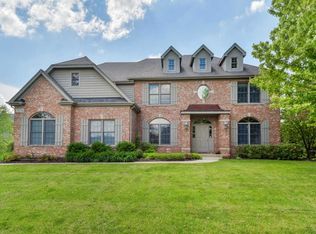 3N714 Herman Melville Ln, St Charles, IL 60175