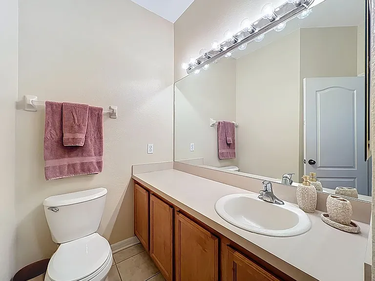 3309 Wilshire Way Rd #3 — Photo 17