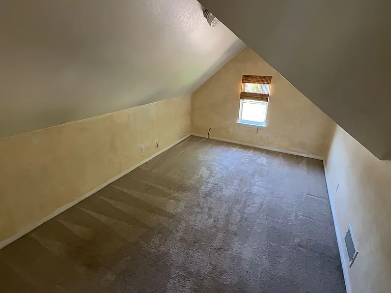 1813 Volley Ln — Photo 13