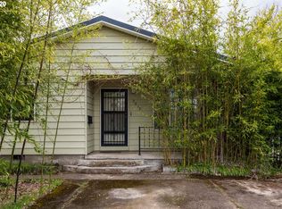 2018 Pierce St, Eugene, OR 97405