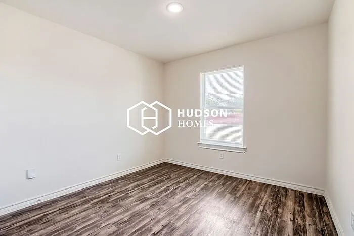 806 Walnut Ave — Photo 8