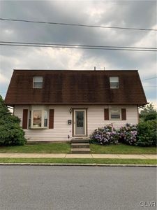 742 N Lacrosse St, Allentown, PA, 18109