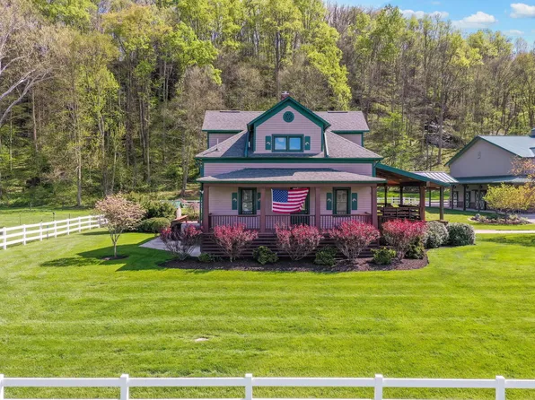 26021 Bailey Rd, Rockbridge, OH 43149