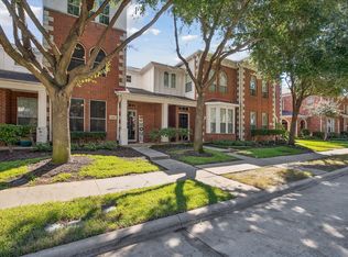 548 Legends Dr, Lewisville, TX 75057