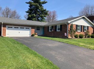 9009 Cardiff Rd, Louisville, KY 40242