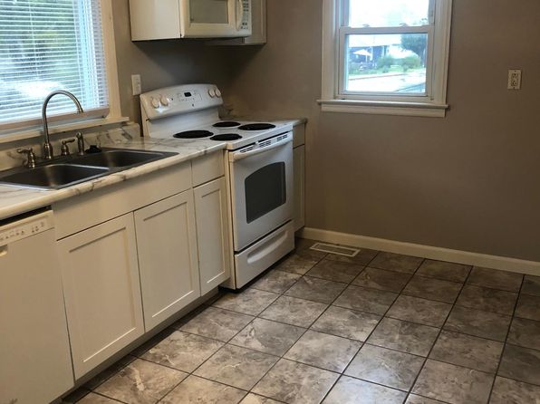 405 Sunset Dr