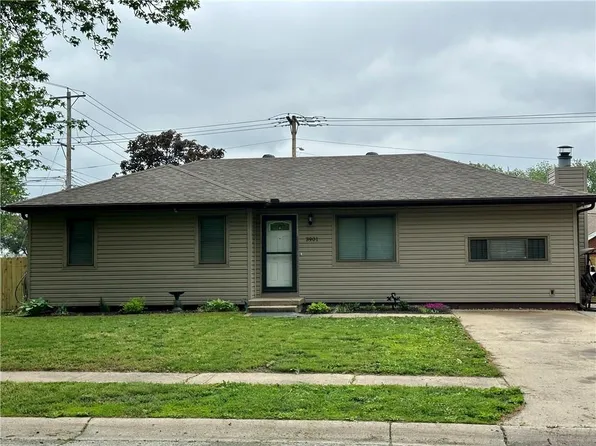 3901 S Masterbrook Dr, Independence, MO 64055