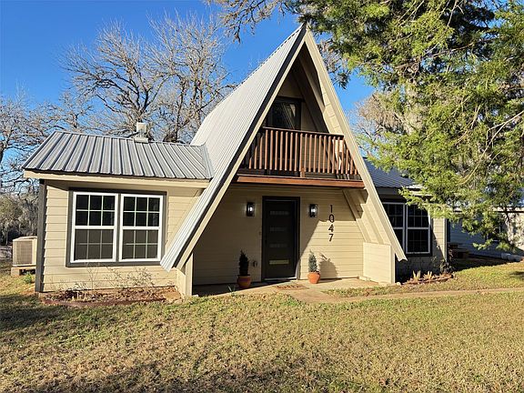 2nd image of 1047 Dungens Mill Rd