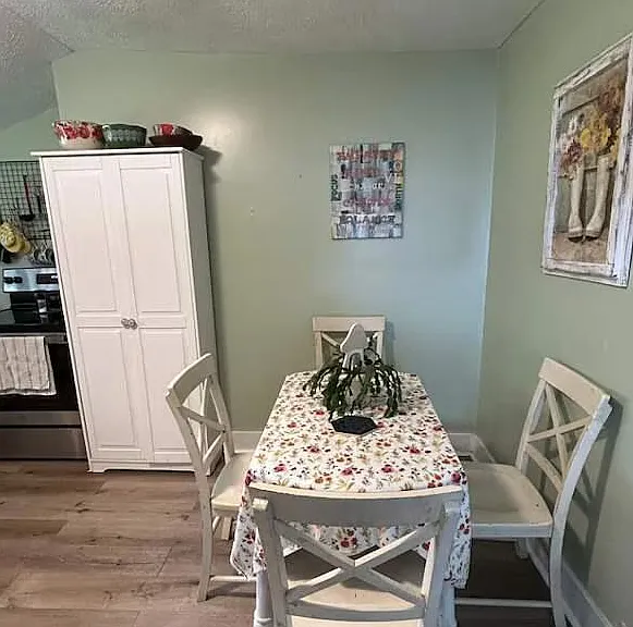 115 E Inskip Dr — Photo 8