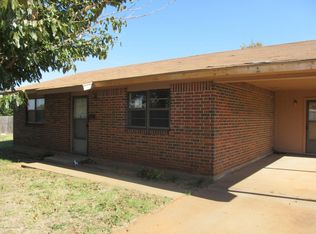 804 6th St NE, Childress, TX 79201