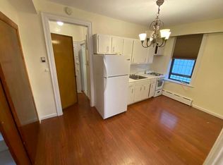 31-61 33rd St #B1, Astoria, NY 11106