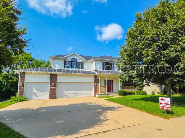 14405 Clearview Ln, Urbandale, IA 50323
