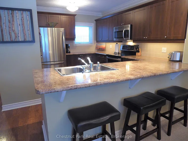 906 Cedar Pointe Ct — Photo 8
