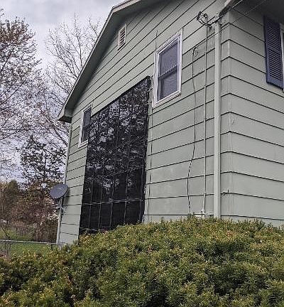 4th image of 32 Crescent Dr