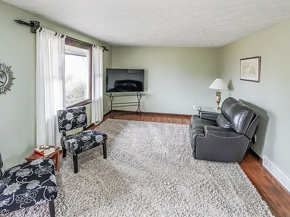 4th image of 5750 Glena St