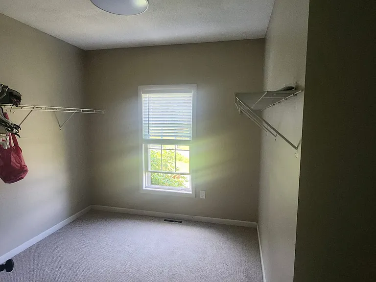 49 Highland Ln — Photo 33