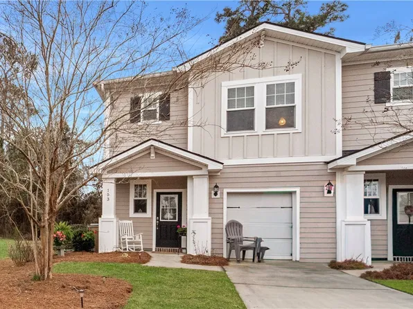 153 Lake Lily Drive, Richmond Hill, GA 31324