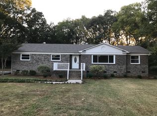 2715 Sandy Porter Rd, Charlotte, NC 28273