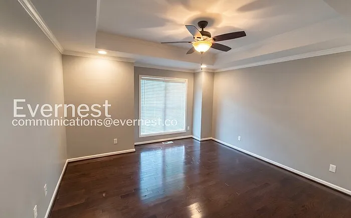 5520 Desoto Cir — Photo 11