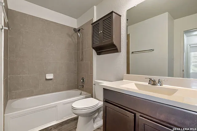 1818 Strawberry Fld — Photo 14
