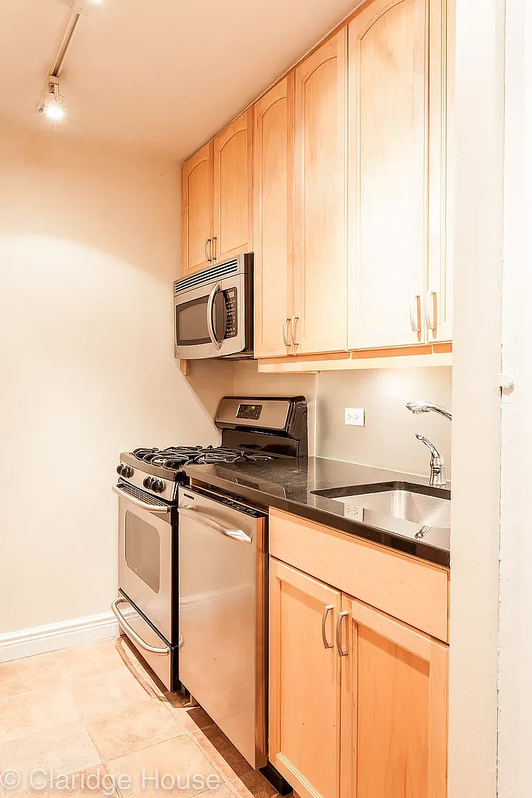 201 East 87th Street — Photo 4
