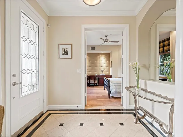2809 Tiburon Blvd E #2 — Photo 4