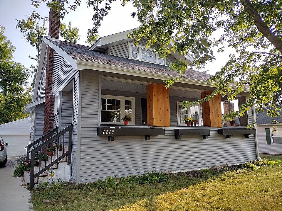 1st image of 2229 Bever Ave SE