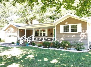 1934 S Link Ave, Springfield, MO 65804