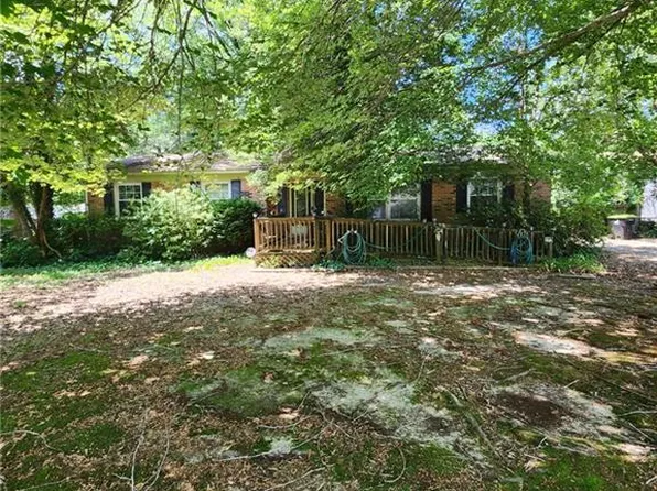 123 Wilson Cir, Williamsburg, VA 23188