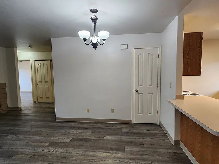 4104 Hillview Way — Photo 9