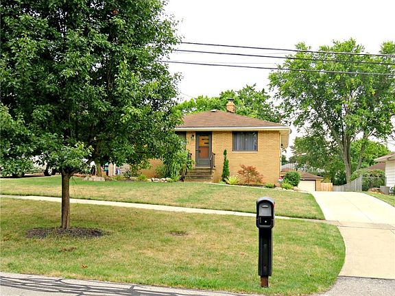 2nd image of 18097 Strongsville Blvd