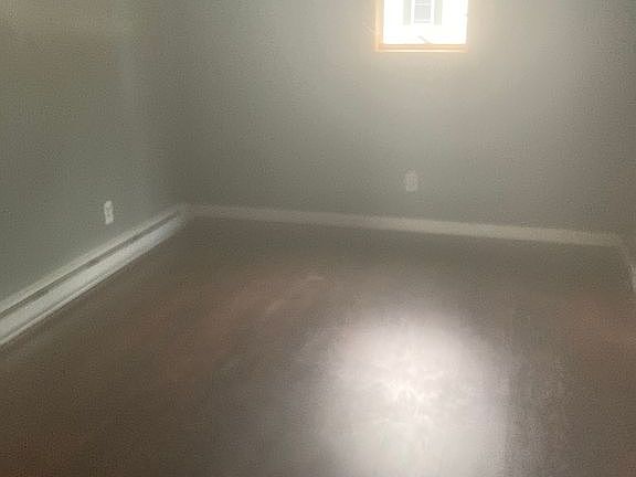 5th image of 14 Howard St