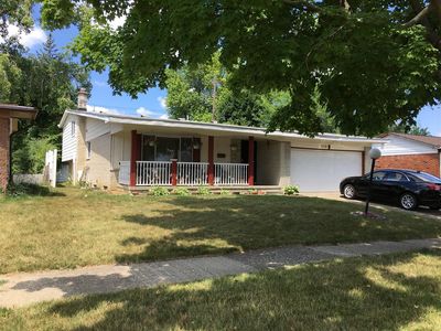 1018 Somerset Ln, Flint, MI, 48503