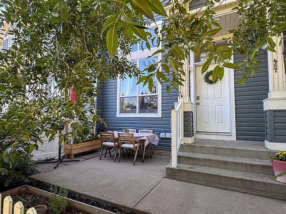2nd image of 457 NE Elgin Gdns SE