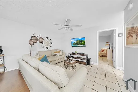 626 SW 14th Ave #205 — Photo 15