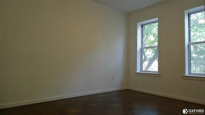 Rented by Oxford Property Group | media 19