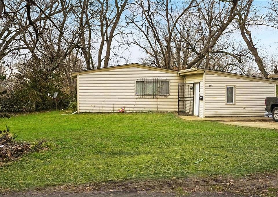 1st image of 8616 Crystal Ave