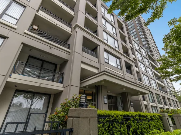 7138 Collier St #408, Burnaby, BC V5E 0A2