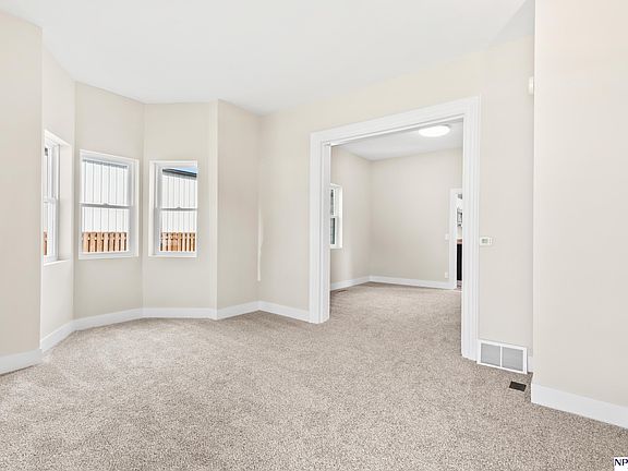 5th image of 329 E 2nd St