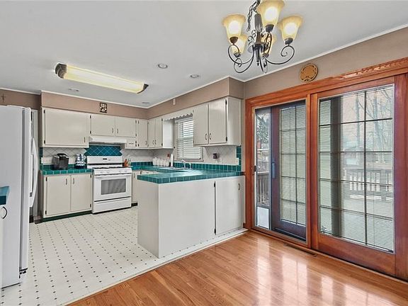 4th image of 3480 Black Oak Ln