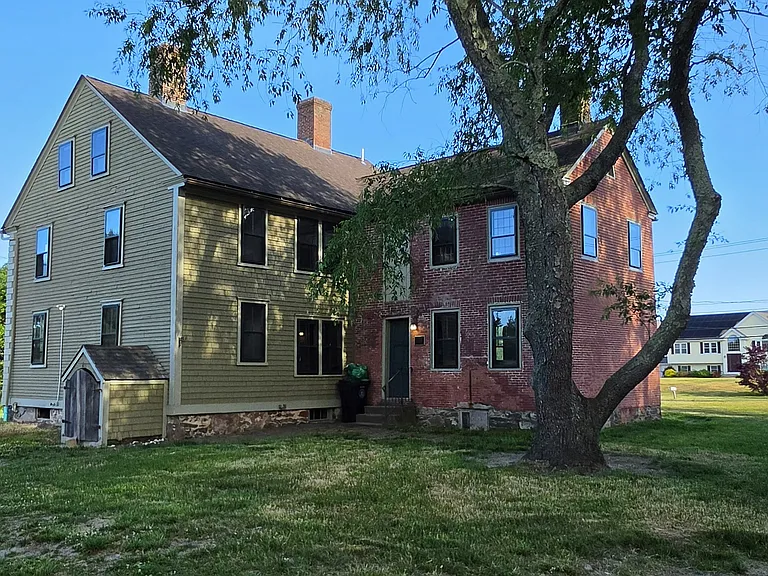 166 Old Providence Rd — Photo 2