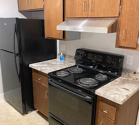 Remodeled kit. with Granite & new appliances