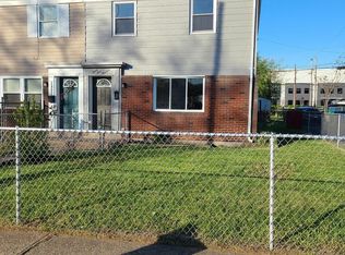 2400 Airacobra St, Levittown, PA 19057