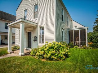 824 S Clinton St, Defiance, OH 43512