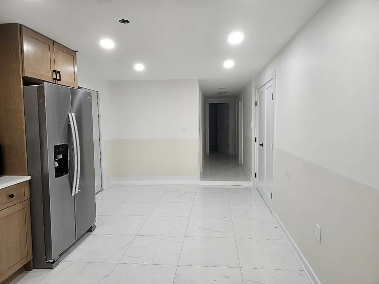 Fairmount Dr — Photo 2